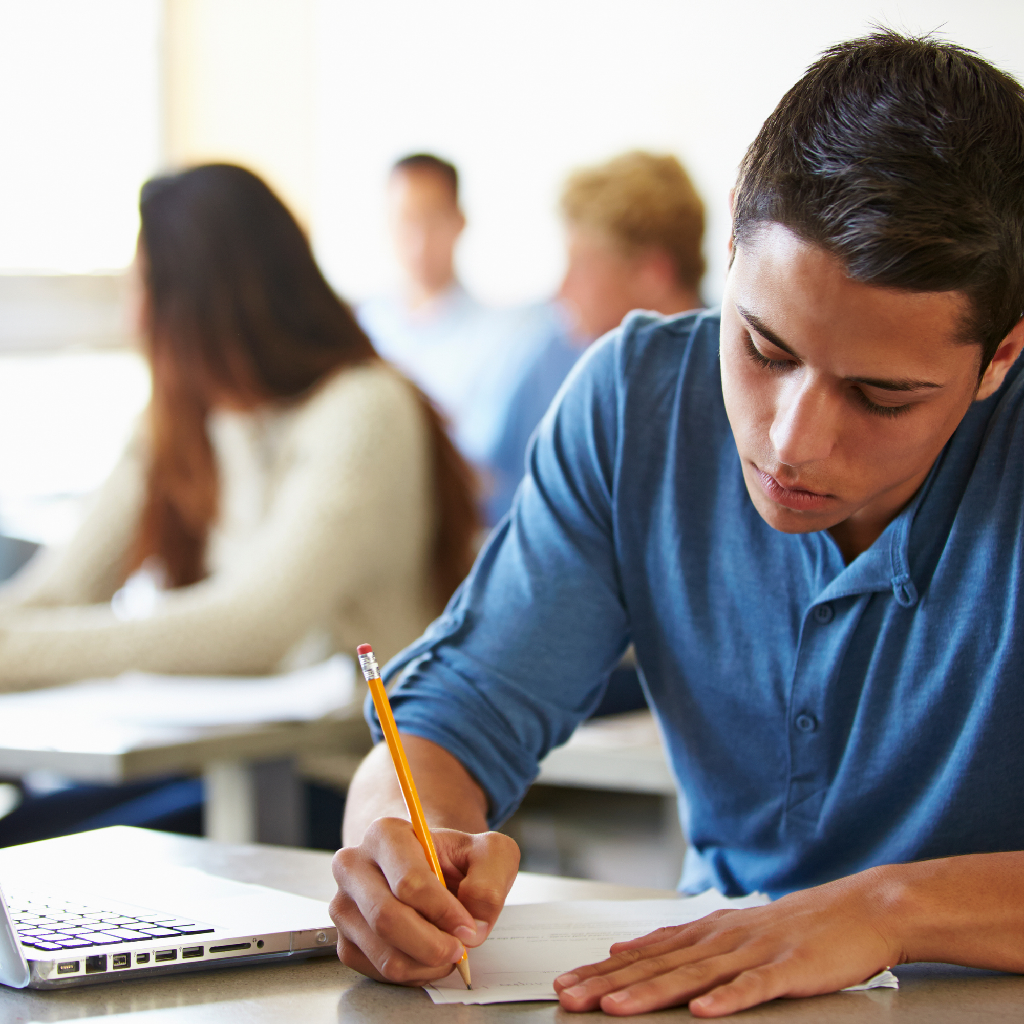 How to Help Your High School Graduate Adjust to College Life? – Oh ...