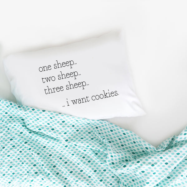 Counting Sheep Standard Pillowcase (20 x 30)