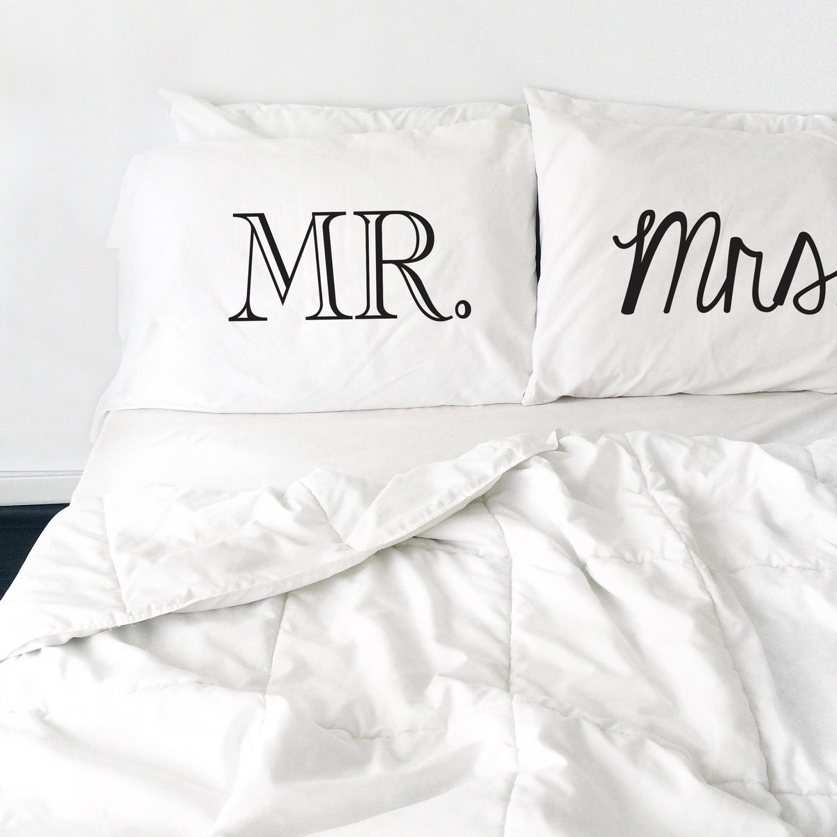 Mr Mrs Couples Mixed Font Pillowcases